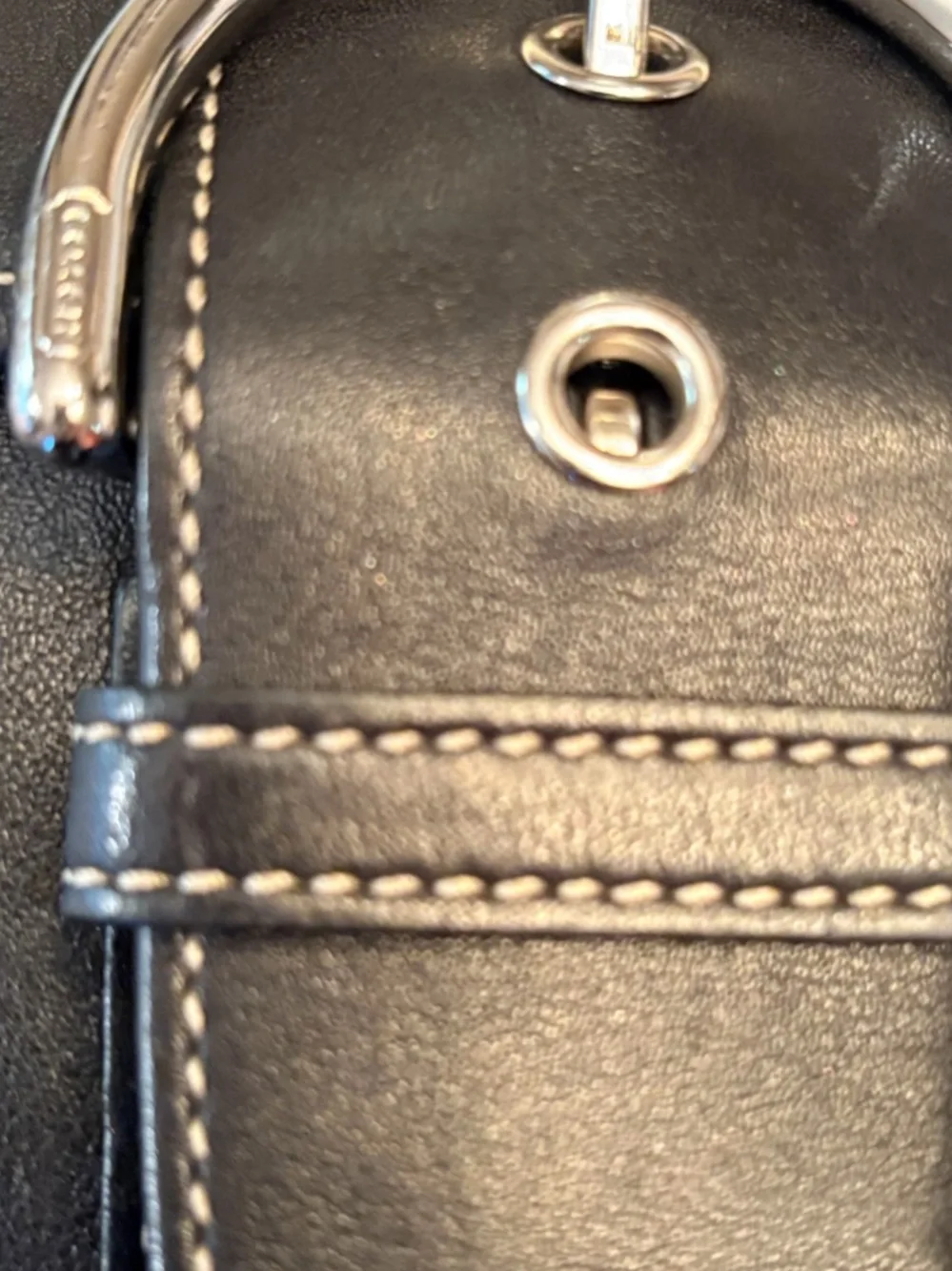 Vintage Coach Soho Shoulder Bag in black leather with silver hardware A060-9243